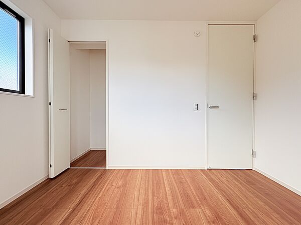 洋室を拡大表示
