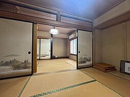 ◎駐車場4台可能◎2世帯でお住まい可能◎閑静な住宅地