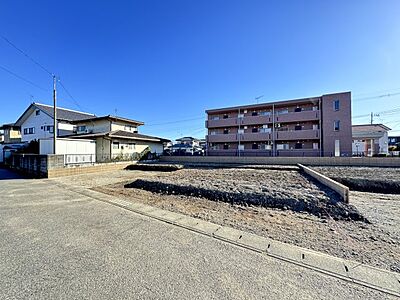 外観：現地写真　2025年4月完成予定！類似物件のご内覧等、お気軽にお問合せください♪　       　　　