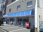 ローソン札幌宮ノ沢駅前店 102m