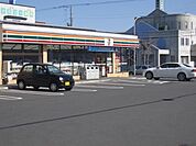 セブンイレブン北広島朝日町店 521m