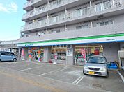 ファミリーマート札幌澄川4条店 324m