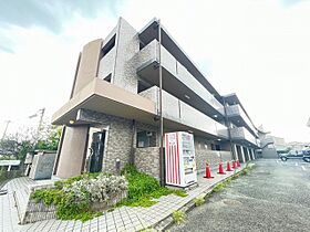 兵庫県川西市笹部２丁目（賃貸マンション3LDK・3階・65.76㎡） その1