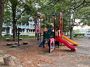 緑ケ丘公園 487m