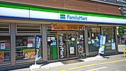ファミリーマート札幌南6条西9丁目店 90m