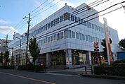 八尾郵便局 930m