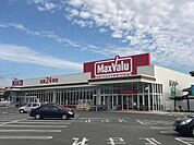 マックスバリュ巨勢店 徒歩9分。 720m