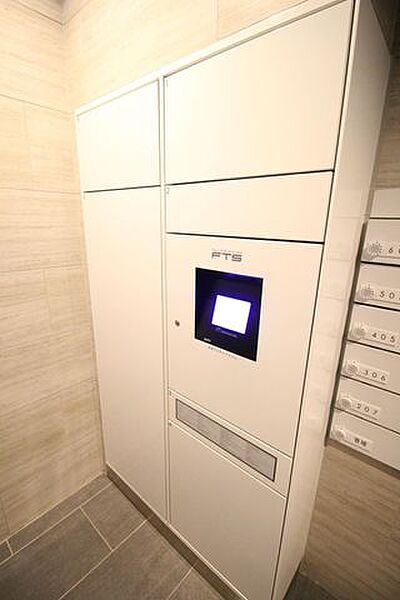 PLUMERIA駅南
