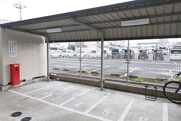 PLUMERIA駅南