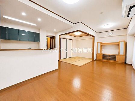 ※居住中のため、一部写真はAI技術により家具・家財等を除去したイメージ画像です。建物・間取り・設備の形状は実際のものを撮影しています。