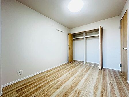 寝室や子供部屋など多用途に活躍。
