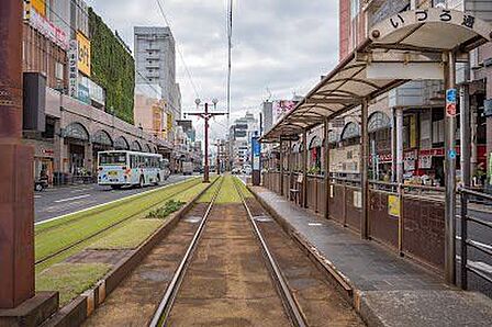 いづろ通駅 330m