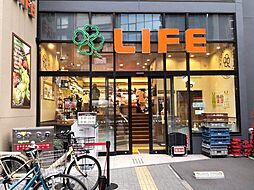 ライフ本郷三丁目駅前店 徒歩4分。 290m