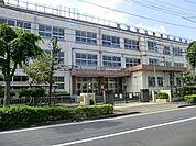 足立区立東渕江小学校 徒歩7分。 500m
