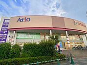 Ario西新井 徒歩14分。 1070m