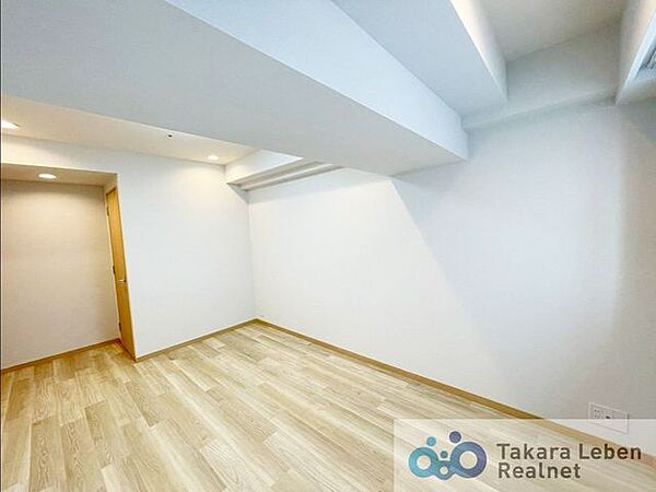 洋室を拡大表示
