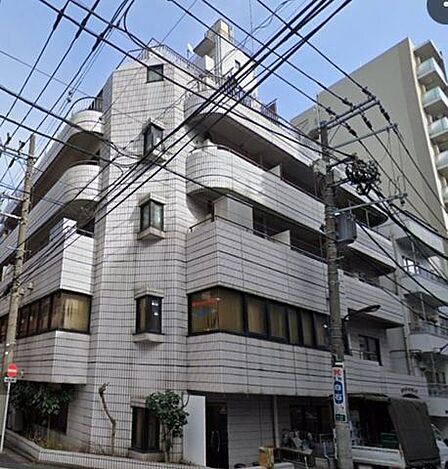 JR山手線「大塚」駅徒歩2分。スーパー等も近くお買い物も便利で住環境良好♪