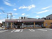 セブンイレブン足立西新井5丁目店 徒歩3分。 170m
