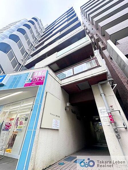 JR山手線「池袋」駅徒歩7分、周辺施設充実の好立地マンション。