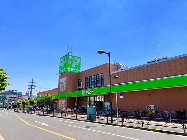 周辺を拡大表示