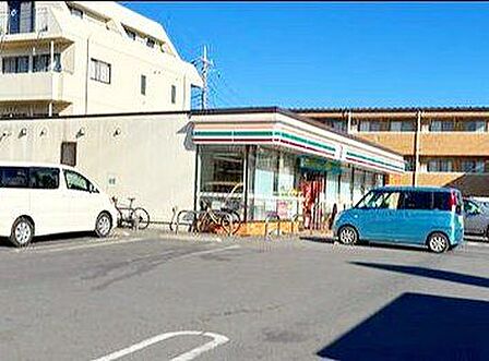 セブンイレブン新松戸5丁目店 徒歩5分。 400m
