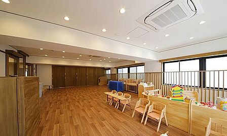 にじのいるか保育園小石川 徒歩3分。 220m