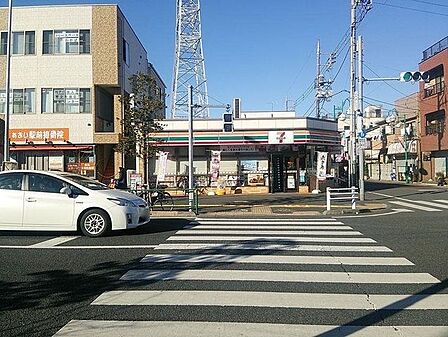 セブンイレブン足立青井駅前店 徒歩5分。 340m