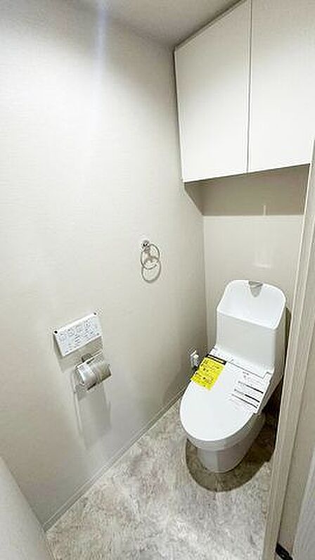 ウォシュレット機能付きトイレ