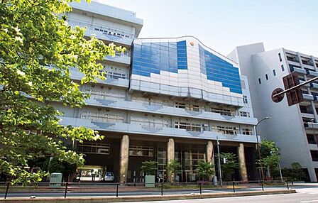 文京区立茗台中学校 徒歩5分。 400m