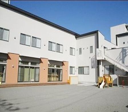 ぽけっとランド赤羽保育園 徒歩3分。 220m