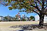 周辺：千住スポーツ公園 徒歩13分。 990m