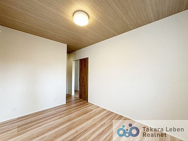 寝室 富山市西荒屋