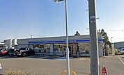ローソン高岡戸出町店 徒歩5分。 390m