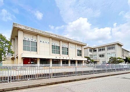 福井市立進明中学校 徒歩25分。 1800m