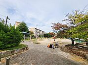 豊中市下原公園 370m