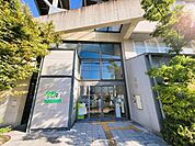 服部図書館 580m