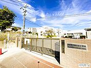 吹田市立桃山台小学校 吹田市立桃山台中学校 600m