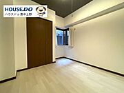洋室(2)