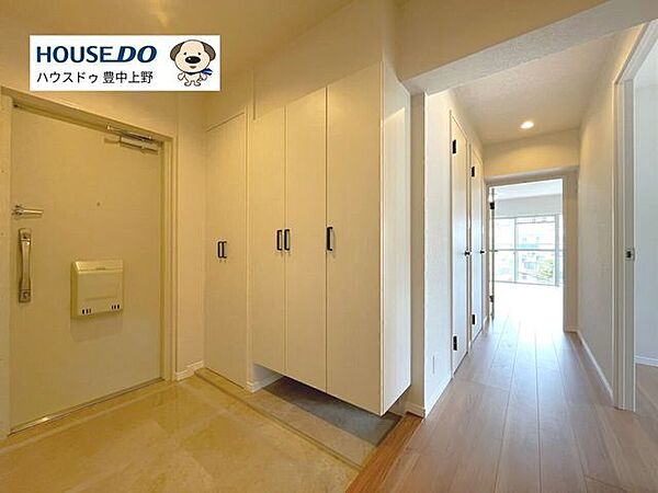 玄関を拡大表示