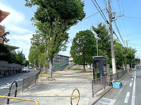 江坂山北公園 710m