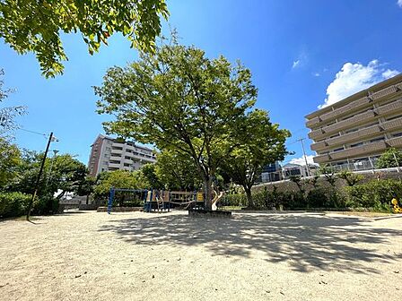 春日北公園 460m
