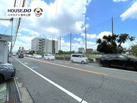 前面道路含む現...