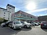 周辺：ファミリーマート 箕面船場店 580m
