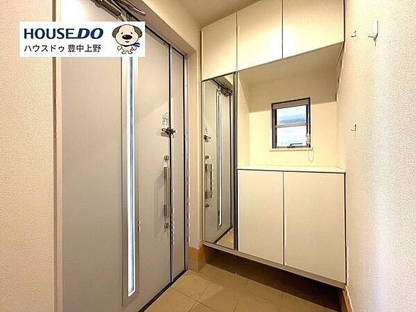 玄関を拡大表示