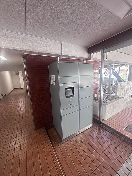 便利な宅配BOX付き