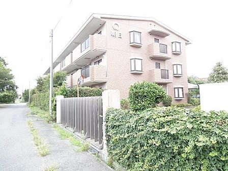 現地見学や資料請求などお気軽に!