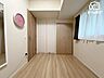洋室：お子様も各自のお部屋をもてる間取りです。