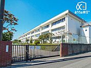 練馬区立大泉西小学校 徒歩6分。大泉西小学校は「子供一人一人の夢を尊重し、その実現の後押しをする」ということを何より大切にしています。 450m