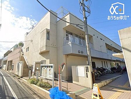 東大泉第二保育園 徒歩6分。昭和51年2月開園128名定員一人一人の興味や関心を大切にし、その子があそびこめることを大事にしています。 430m