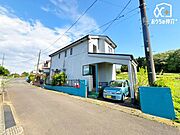 子育てファミリーはもちろん、ゆったりと暮らしたい方にもおすすめしたい、落ち着いた住環境になっております。